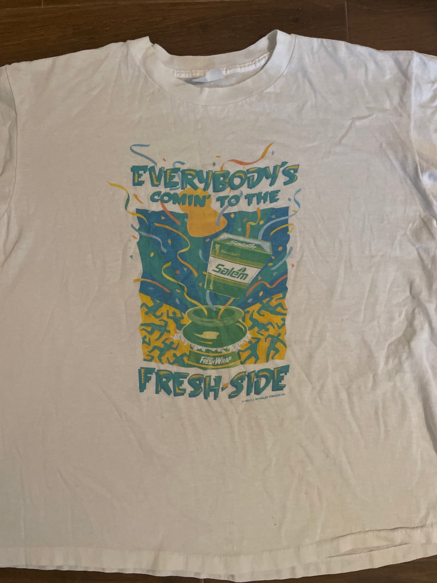 1992 Salem Cigarettes "Everybody's Comin' to the Fresh Side" XL