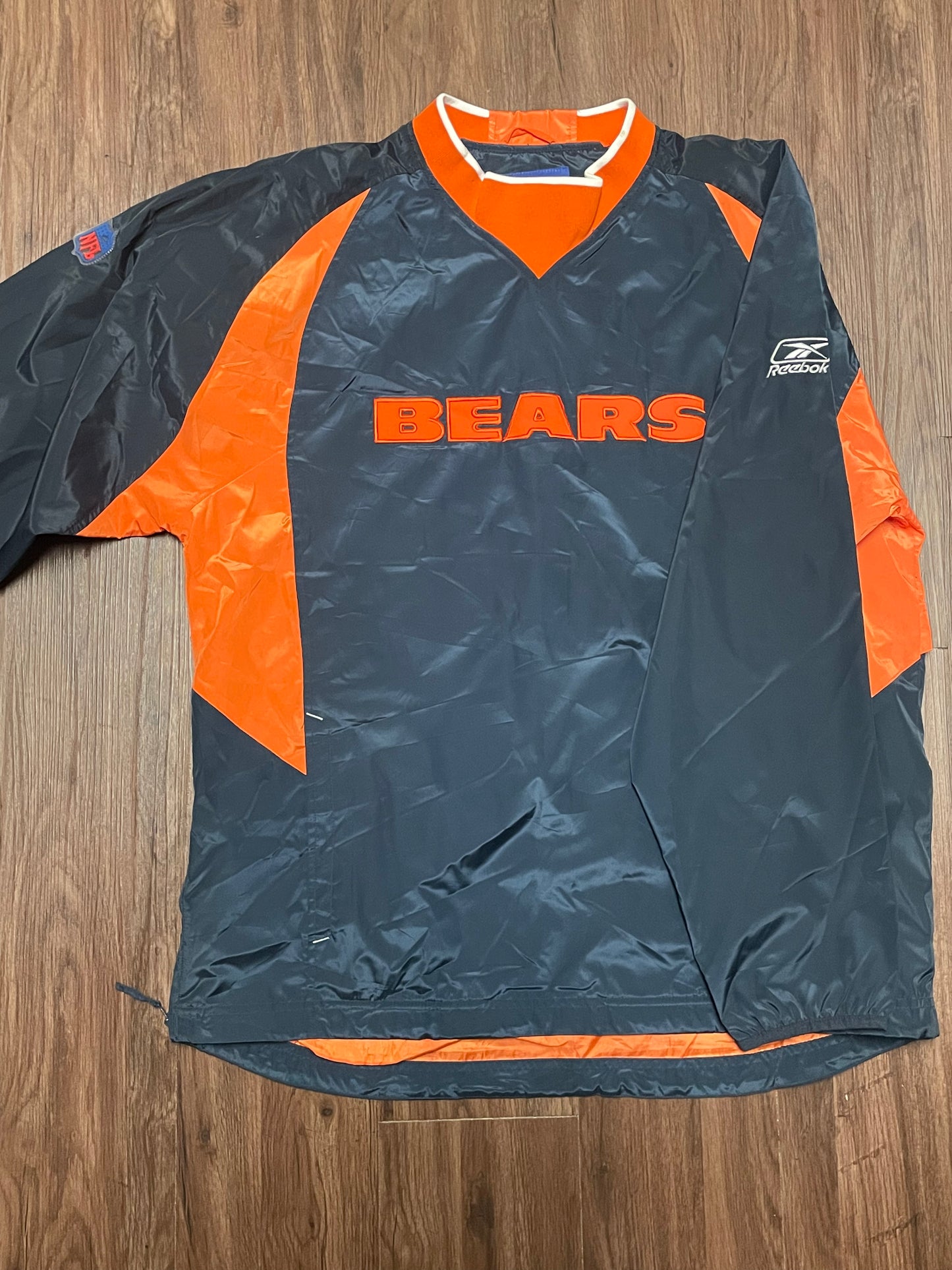 Vintage 2000’s Chicago Bears Pull Over (M)